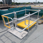 Garde-corps de trappe d'accès 3